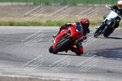 media/May-25-2025-Lets Ride (Sun) [[0ff033e448]]/C Group/1140am (Grapevine)/